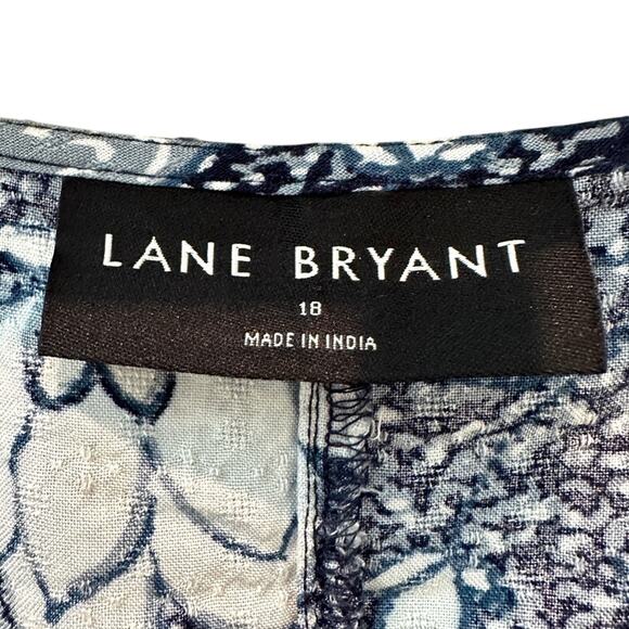 LANE BRYANT | Blue White Floral Blouse Boho Short Sleeve Lace Trim Top | Size 18 - Picture 5 of 7